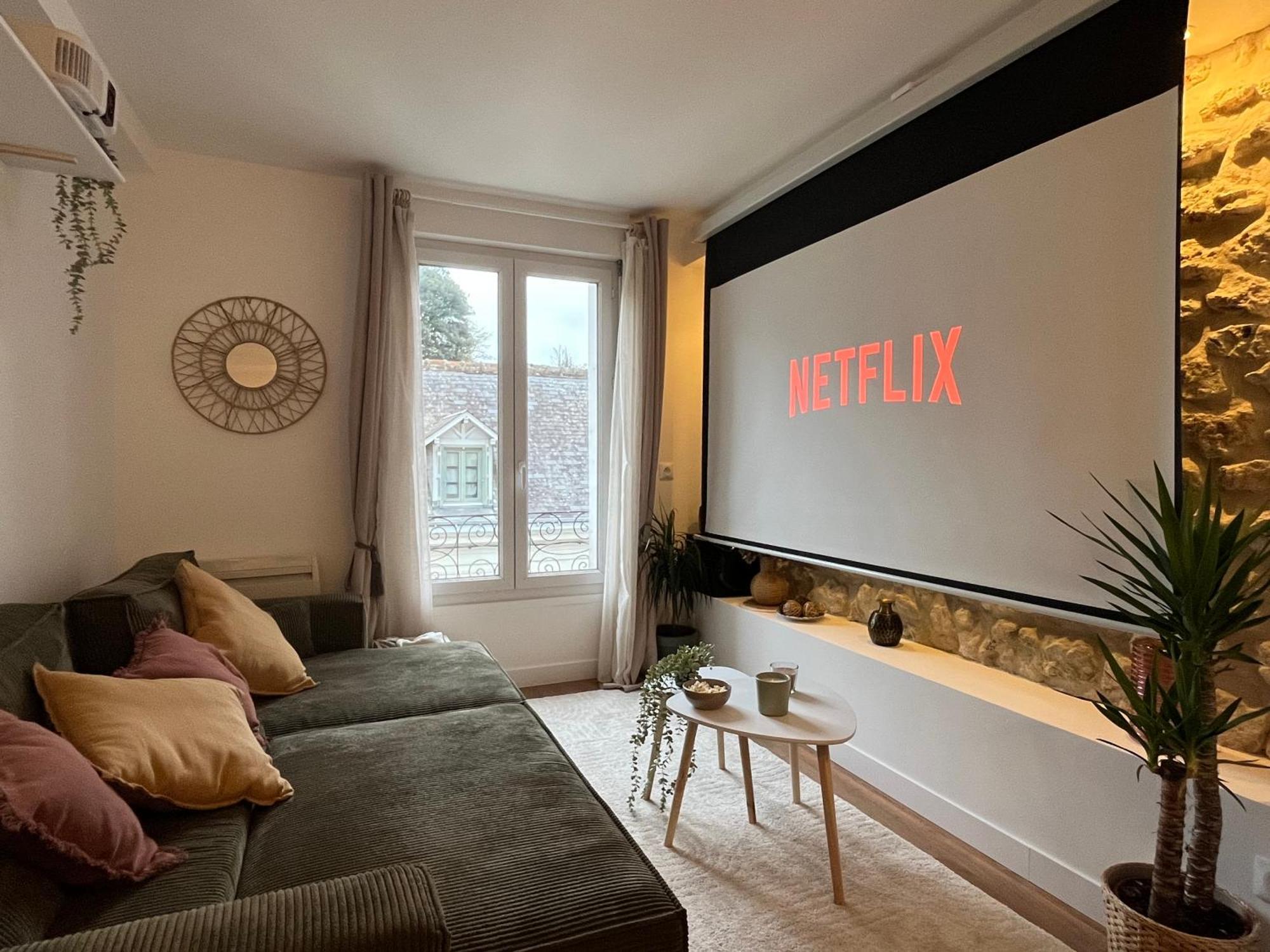 דירות Duplex Cinema - Centre Historique טור מראה חיצוני תמונה